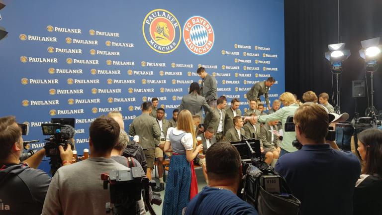 FC Bayern - Lederhosen-Shooting